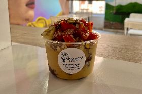 mouse: (banana, PeanutButter, almond milk, agave) fruits: papaya, banana, almond flakes, sesame seeds, honey