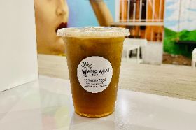 green apple, orange, strawberry, watermelon, chia seeds